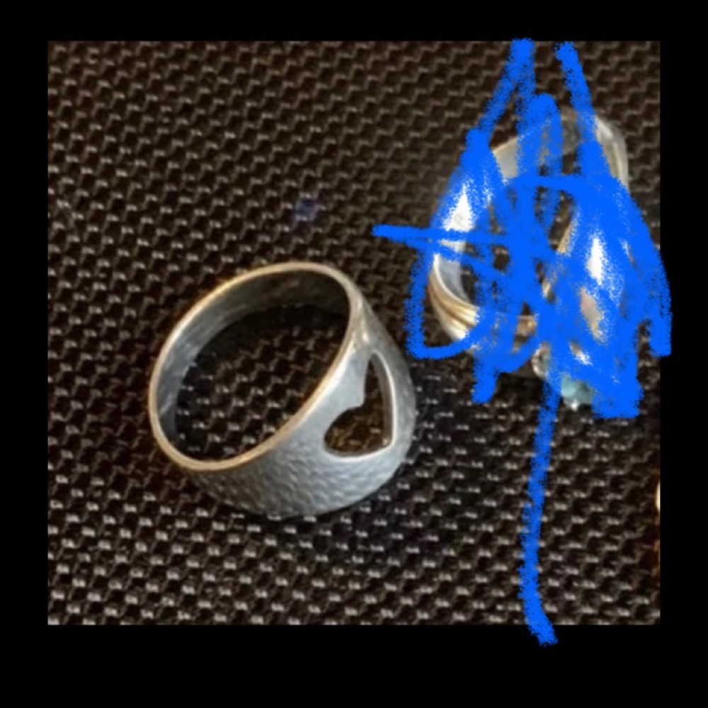 SOLD James Avery ring